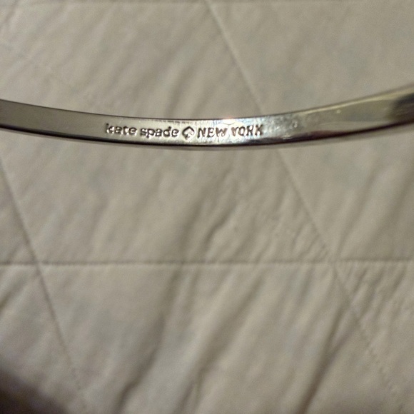 Kate Spade ♠️ New York Silver Tone Pave Tied Up Bow Hinge Bangle Bracelet - Picture 3 of 5